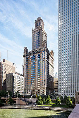 FIRST CHICAGO SCHOOL