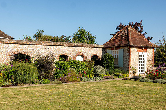 The Hoo, Willingdon-Edwin Lutyens (1902)