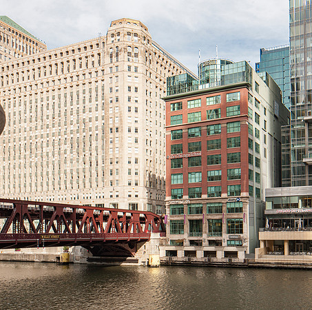 213—325 N. Wells St