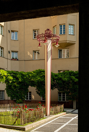 Residential building in 1930s 'Red Vienna' (13 of 44)