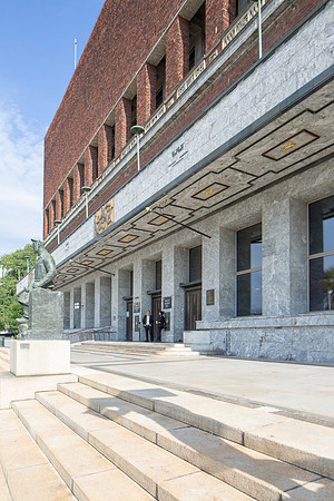 Oslo City Hall (Arnstein Arneberg and Magnus Poulsson, 1931-50)
