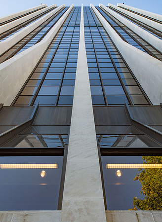 Wells Fargo Center (formerly First National Bank) Portland, OR(Charles Luckman & Associates, 1972) (9)