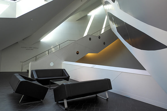 Extension to Denver Art Museum, Frederick C. Hamilton Building (Studio Liberskind, 2006) (1)