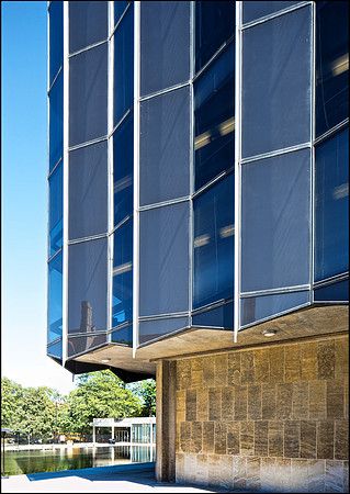 D'Angelo Law Library, University of Chicago (Eero Saarinen, 1959) (1 of 2) (2)