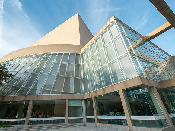 Morton H. Meyerson Symphony Center (I M Pei, 1969)
