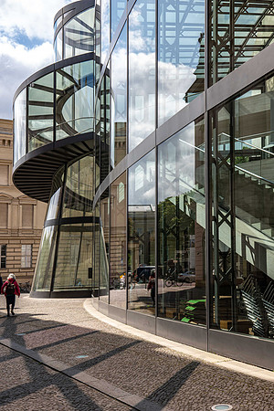 Exxtension to German Historical Museum, Berlin (I. M. Pei, 1998-2003) (1)