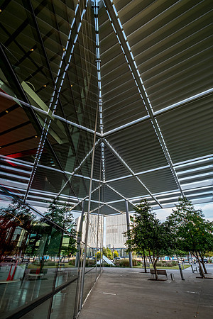 Winspear Opera House, Dallas, TX (Norman Foster + Partners, 2009)