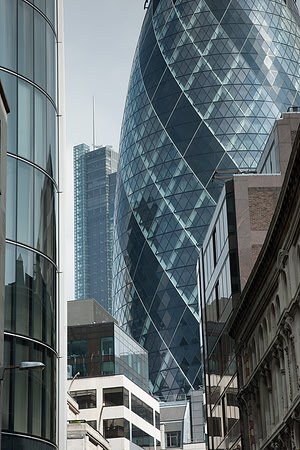 30 St. Mary Axe, London (Norman Foster + Partners, 2004) (2)