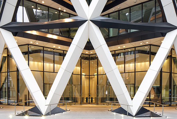 30 St. Mary Axe, London (Norman Foster + Partners, 2004) (3)