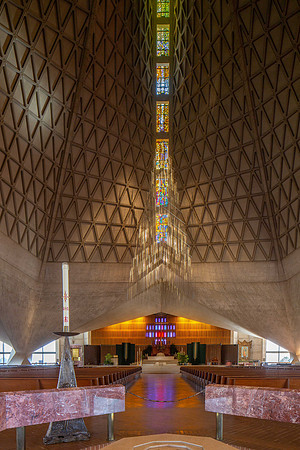 Cathedral of St. Mary of the Assumption, San Francisco Pier Luigi Nervi and Pietro Belluschi, 1971)