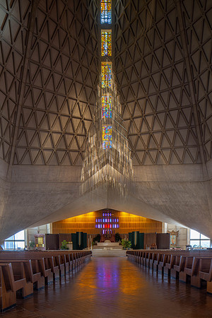 Cathedral of St. Mary of the Assumption, San Francisco Pier Luigi Nervi and Pietro Belluschi, 1971)