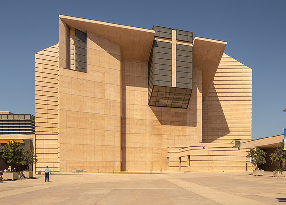 Cathedral of Our Lady of the Angels, Los Angeles (Raphael Moneo, 2002)