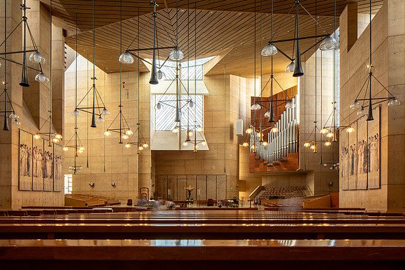 Cathedral of Our Lady of the Angels, Los Angeles (Raphael Moneo, 2002)