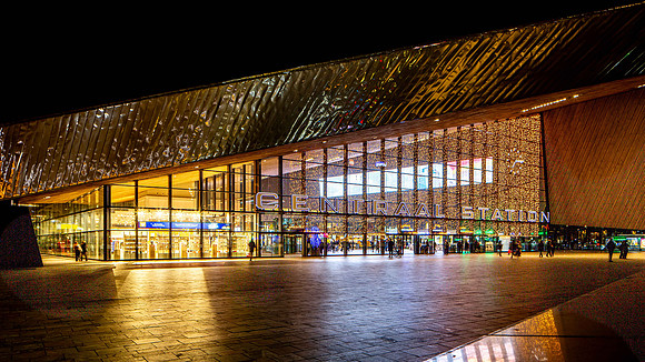 Rotterdam Central Station (Team CS [Bentham Crouwel, MVSA and West 8], 2014)