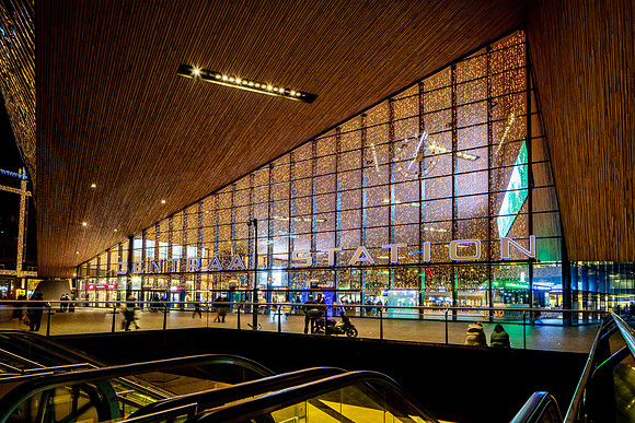 Rotterdam Central Station (Team CS [Bentham Crouwel, MVSA and West 8], 2014)
