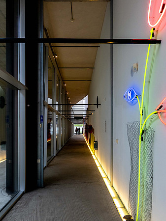 Kunsthal, Rotterdam (Rem Koolhaus, OMA,  (8)