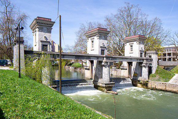 Ljubljanica Sluice Gate  (Jože Plečnik, 1940-43) (1)