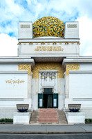 Secession Building, Vienna (Joseph Maria Olbrich, 1898)(1).jpg