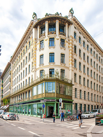 Linke Wienzeilehauser, Vienna (Otto Wagner, 1898-1902) (5)