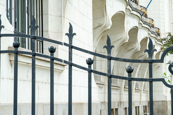 French Embassy, Vienna (Georges-Paul Chedanne, 1904)
