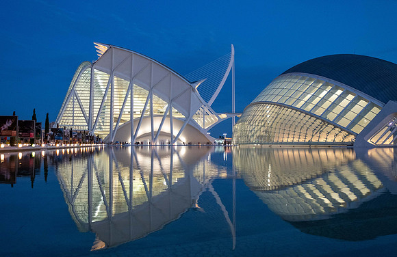 City of Arts and Sciences, Valencia, Spain ( Santiago Calatrava and Félix Candela, 1996-2005) (42)