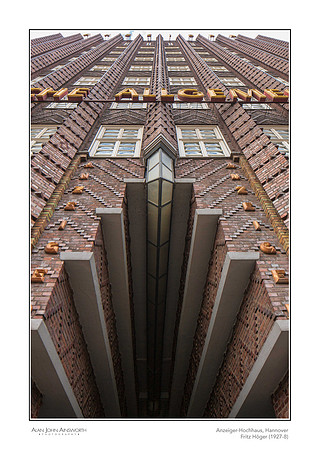 Anzeiger-Hochhaus, Hannover, Germany (Fritz Hoeger, 1927-28)