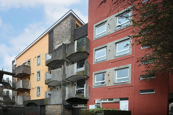 Apartment buildings65-103 CanongateSir Basil Spence Glover and Ferguson (1961-69);