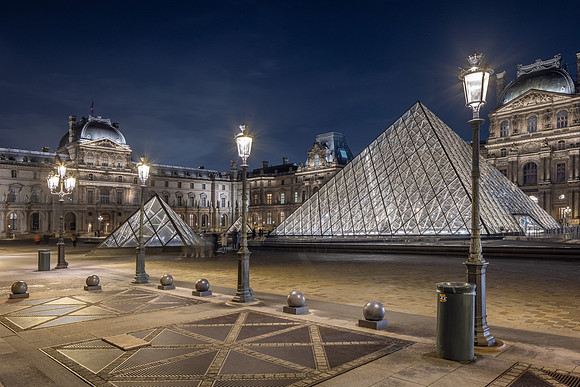 Louvre pyramid-I.M. Pei (1989) (3 of 7)
