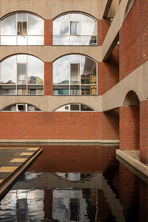 University of Sussex-Basil Spence & Partners (12)